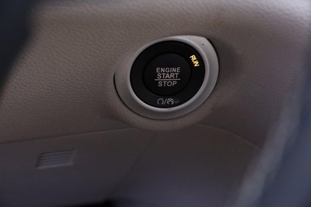 Used 2023 Chrysler Voyager LX image 16