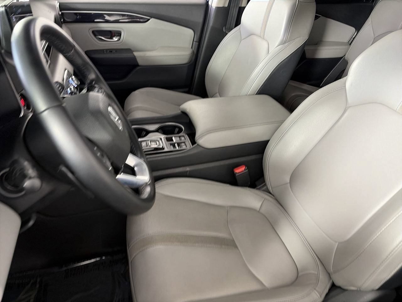 Used 2023 Honda Pilot Touring image 20