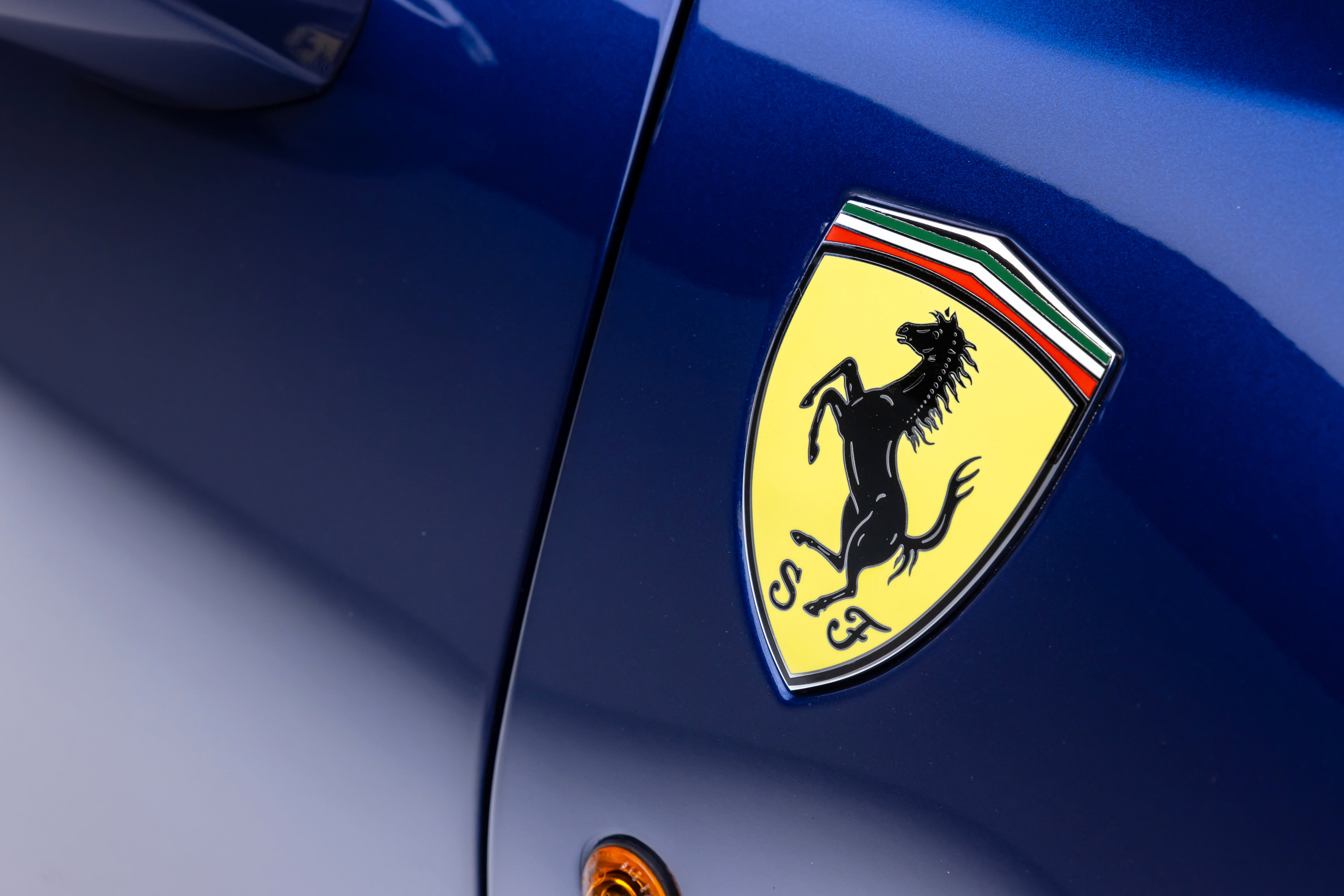 Certified 2017 Ferrari 488 Spider RWD image 37
