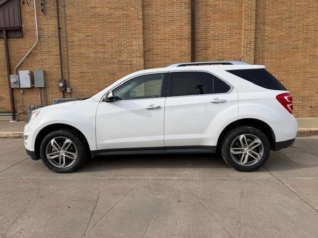 Used 2016 Chevrolet Equinox LTZ w/ Enhanced Convenience Package image 19