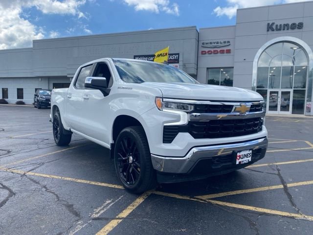 Used 2025 Chevrolet Silverado 1500 LT image 4