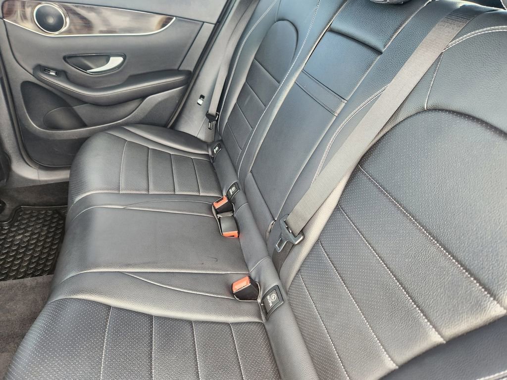 Used 2017 Mercedes-Benz GLC 300 4MATIC image 9