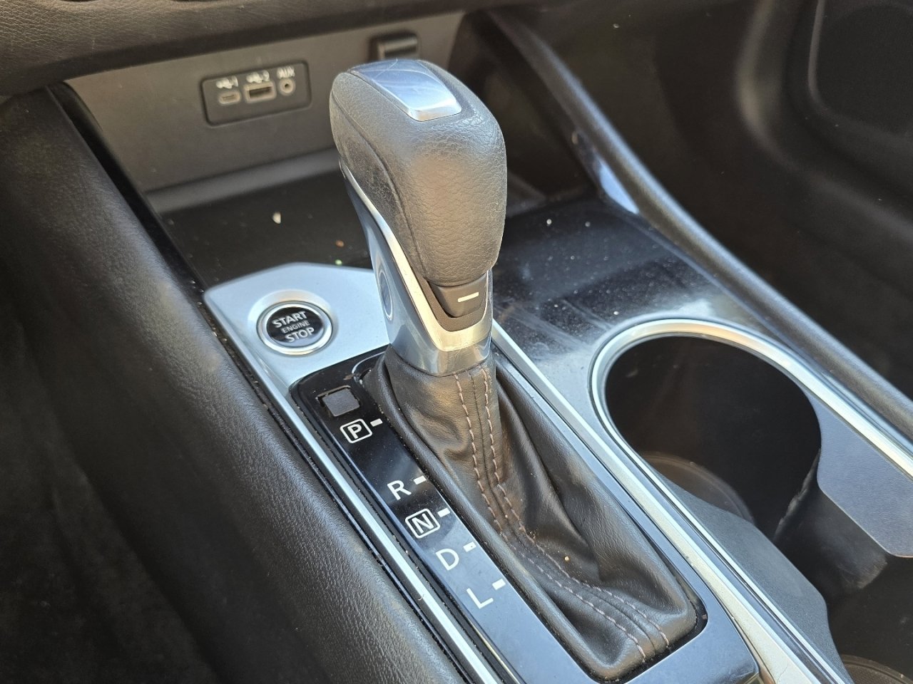 Used 2024 Nissan Altima 2.5 SV image 22