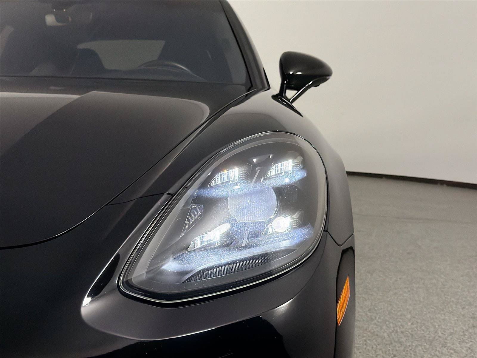 Certified 2023 Porsche Panamera Turbo S AWD/4WD image 15
