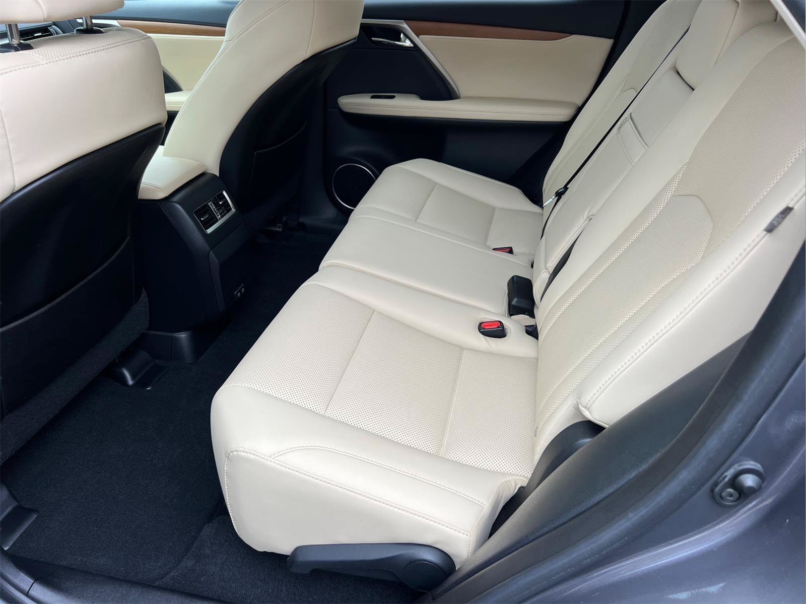Certified 2022 Lexus RX 350 FWD w/ Premium Package image 17