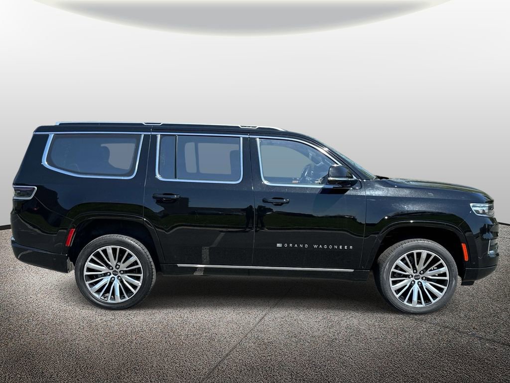 Used 2022 Jeep Grand Wagoneer Series III image 4