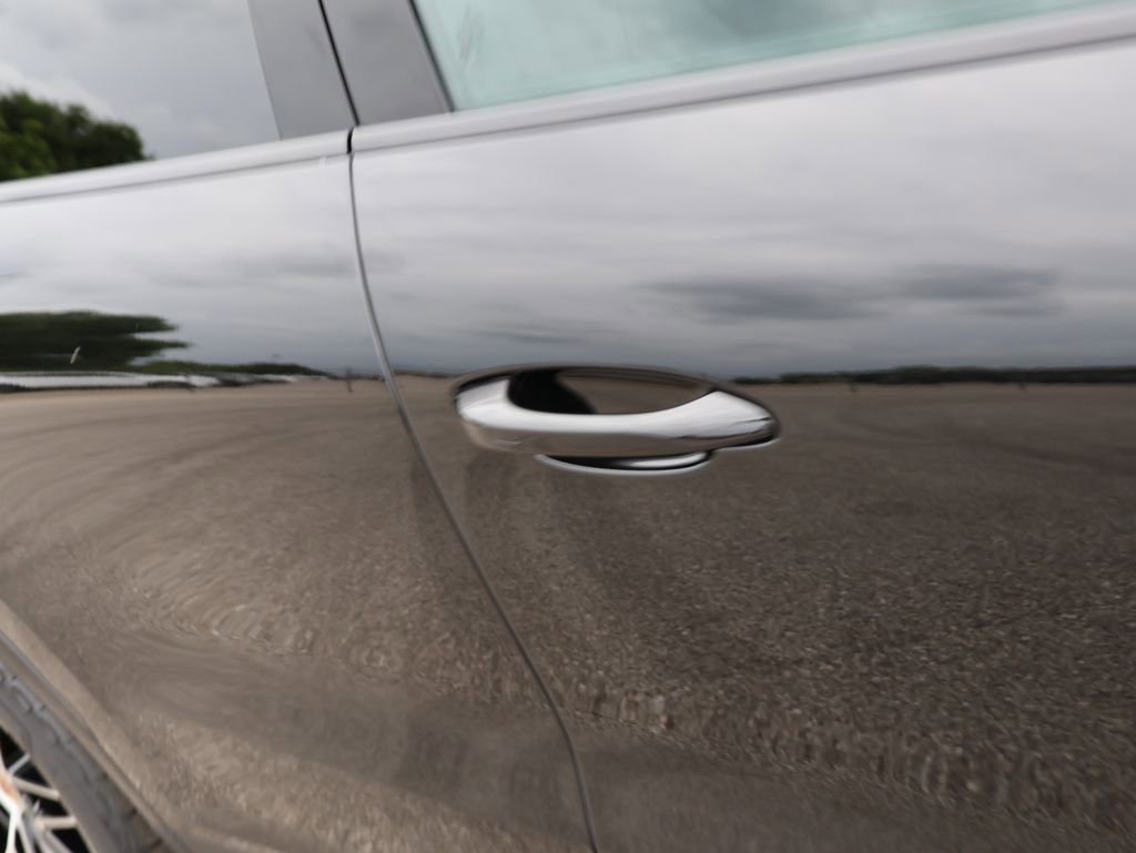 New 2026 Porsche Cayenne AWD/4WD image 16