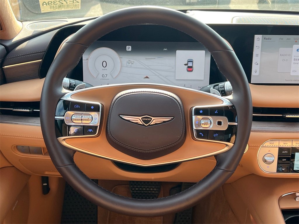 Used 2025 Genesis G90 3.5T image 24
