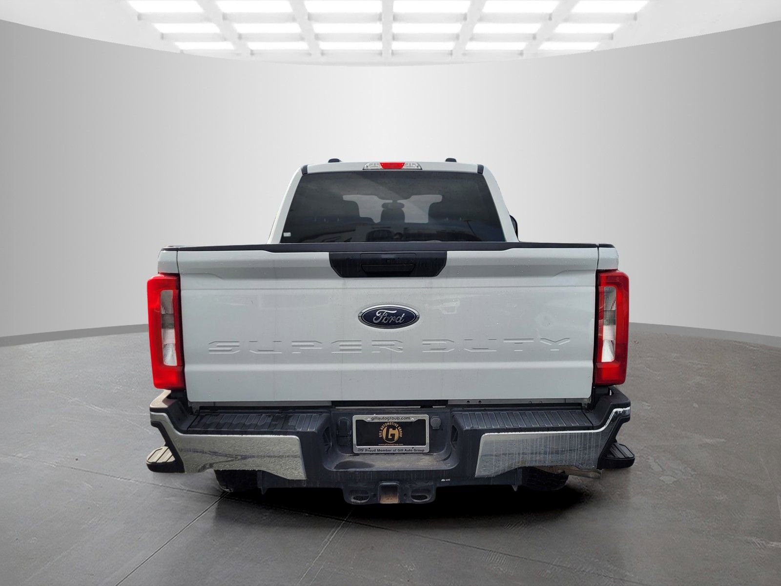 Used 2023 Ford F250 XLT w/ FX4 Off-Road Package AWD/4WD image 5