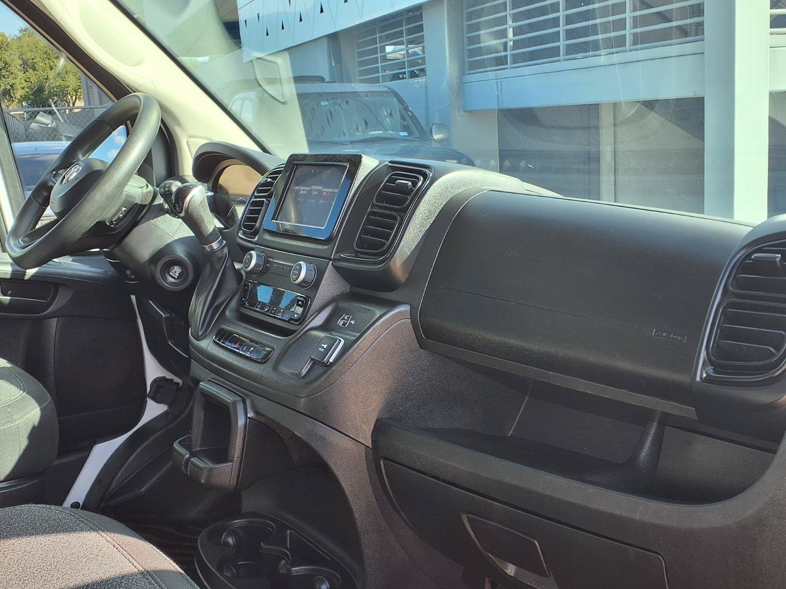 Used 2023 RAM ProMaster 2500 FWD image 15