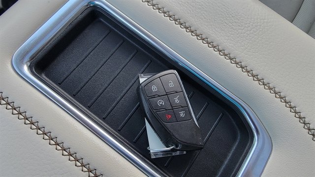 Used 2021 GMC Yukon XL Denali w/ Denali Premium Package image 38