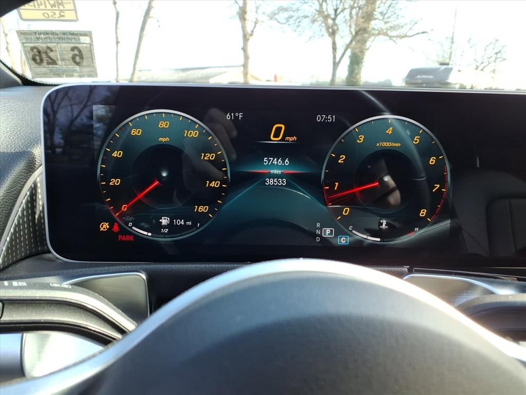 Used 2021 Mercedes-Benz GLB 250 4MATIC image 22