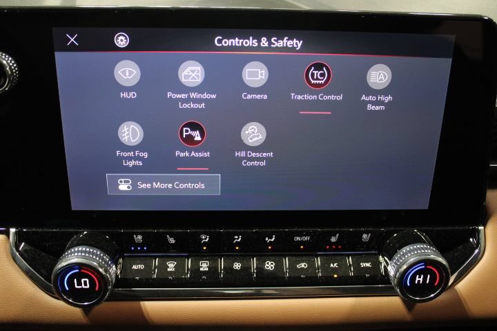 New 2026 GMC Canyon AT4 w/ Technology Plus Package AWD/4WD image 54