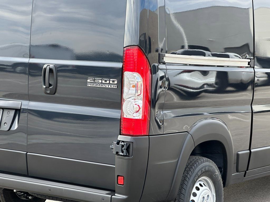 New 2026 RAM ProMaster 2500 image 8