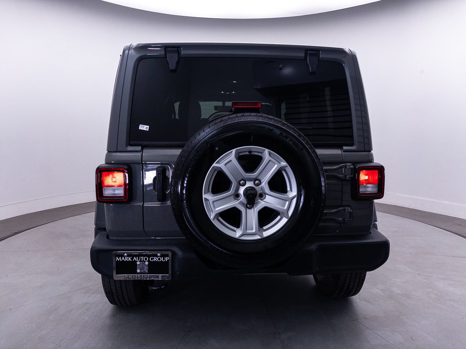 Used 2023 Jeep Wrangler Unlimited Sport w/ Sun And Sound Package AWD/4WD image 15