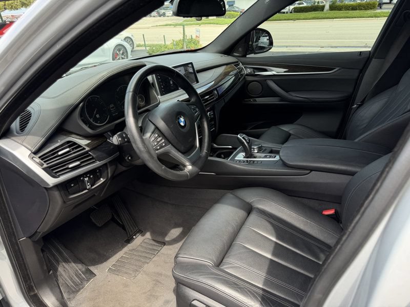 Used 2019 BMW X6 sDrive35i w/ Premium Package RWD image 12