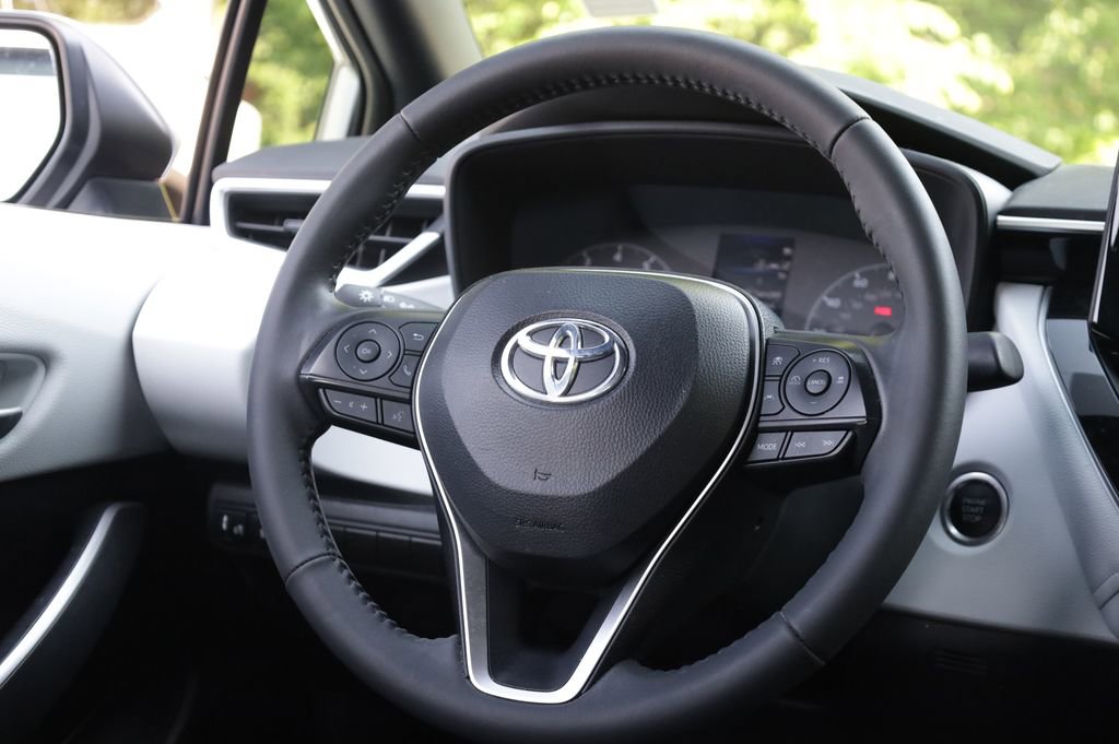 Used 2024 Toyota Corolla SE FWD image 11