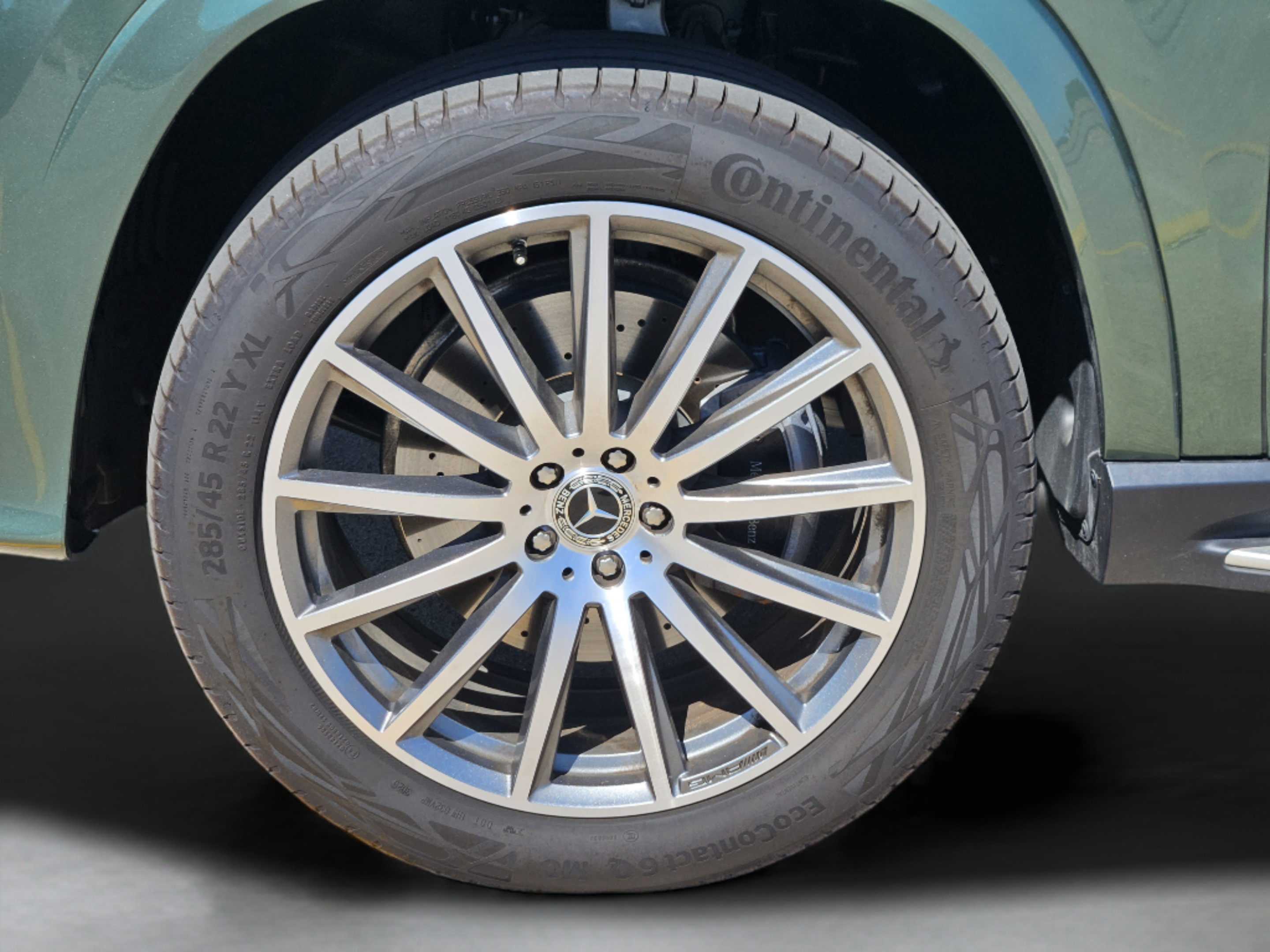 Certified 2026 Mercedes-Benz GLS 580 4MATIC image 32