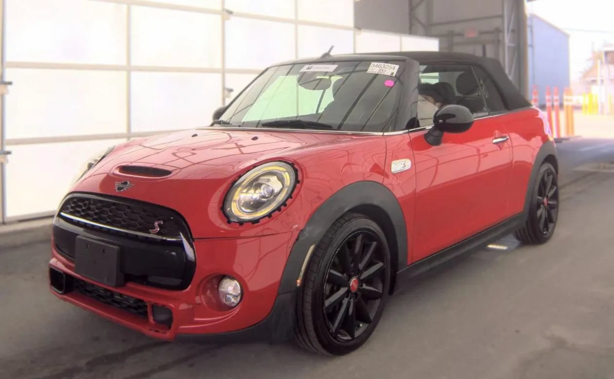 Used 2019 MINI Cooper S w/ Premium Package FWD image 2