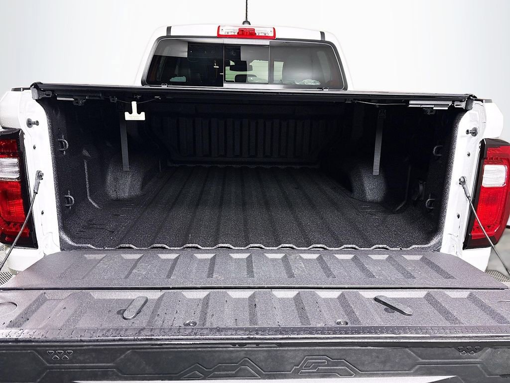 New 2025 GMC Canyon Elevation w/ Convenience Package image 27
