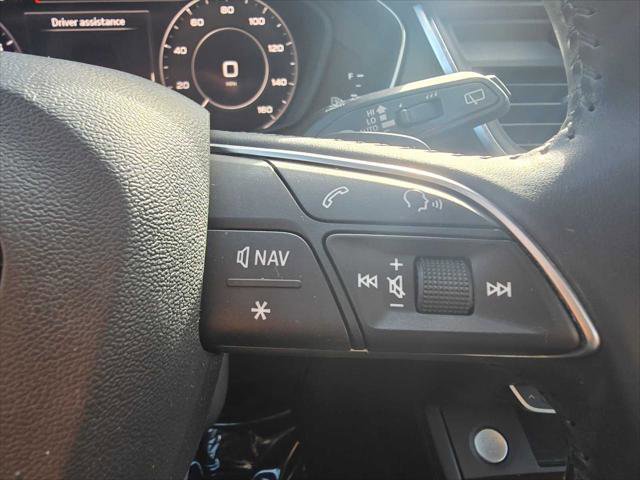 Used 2020 Audi Q5 e Premium Plus w/ Premium Plus Package image 32