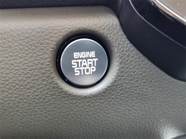 Certified 2025 Kia Carnival SX image 22