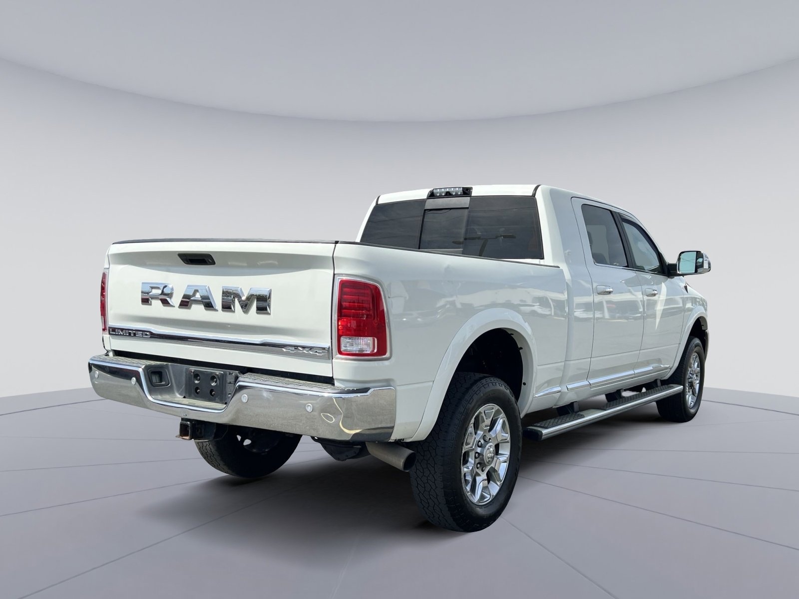 Used 2017 RAM 2500 Limited image 5
