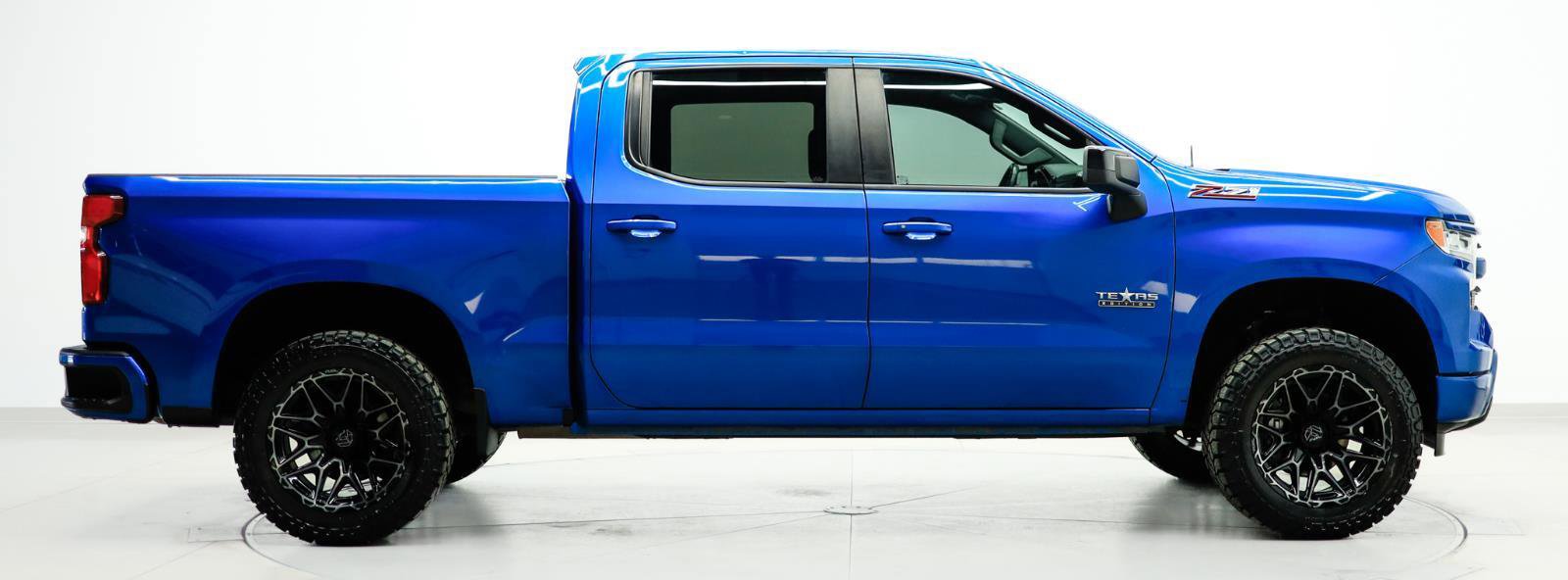 Used 2022 Chevrolet Silverado 1500 RST image 16