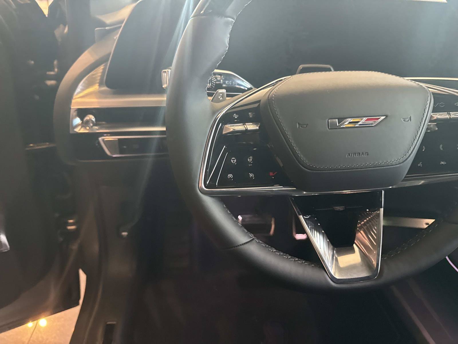 New 2026 Cadillac Lyriq V AWD/4WD image 29