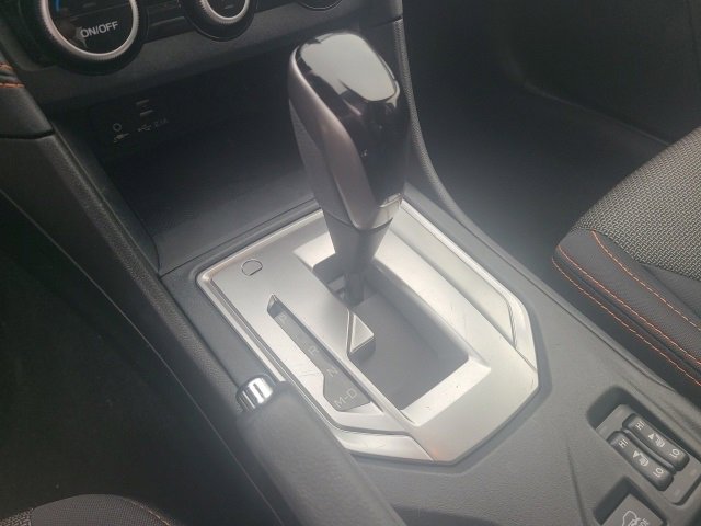 Used 2020 Subaru Crosstrek 2.0i Premium image 27