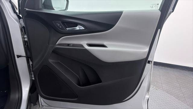 Used 2022 Chevrolet Equinox LT FWD image 24