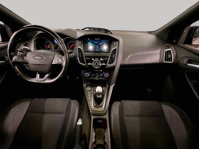 Used 2017 Ford Focus RS AWD/4WD image 14