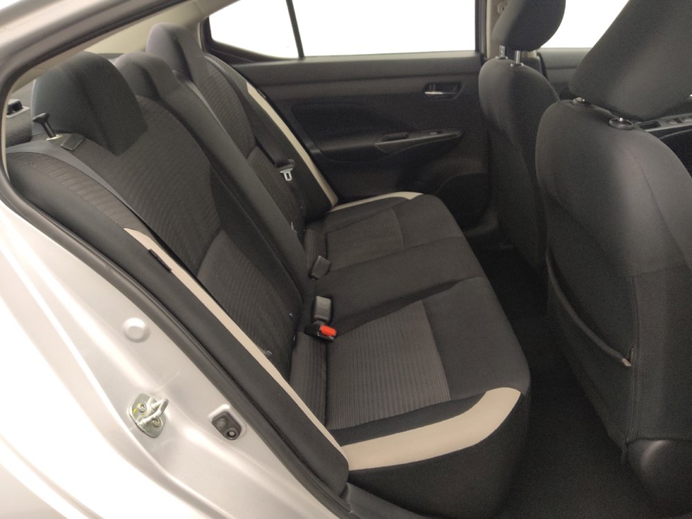 Used 2021 Nissan Versa SV image 19