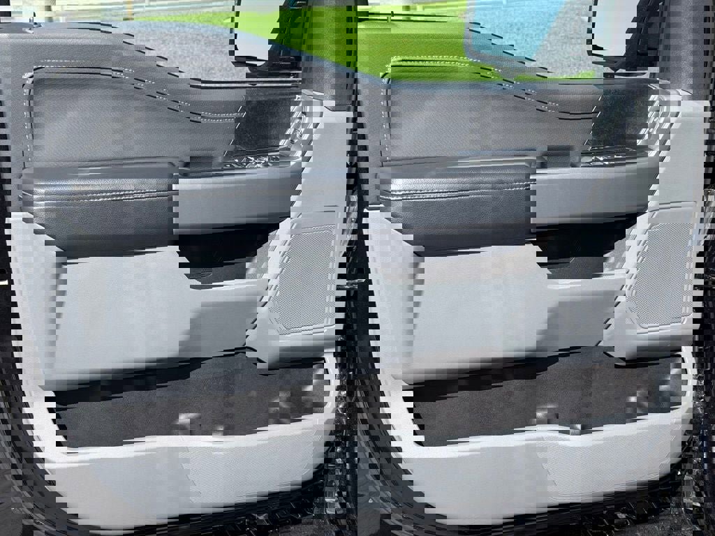 Certified 2023 Ford F150 XLT w/ Equipment Group 302A High image 16