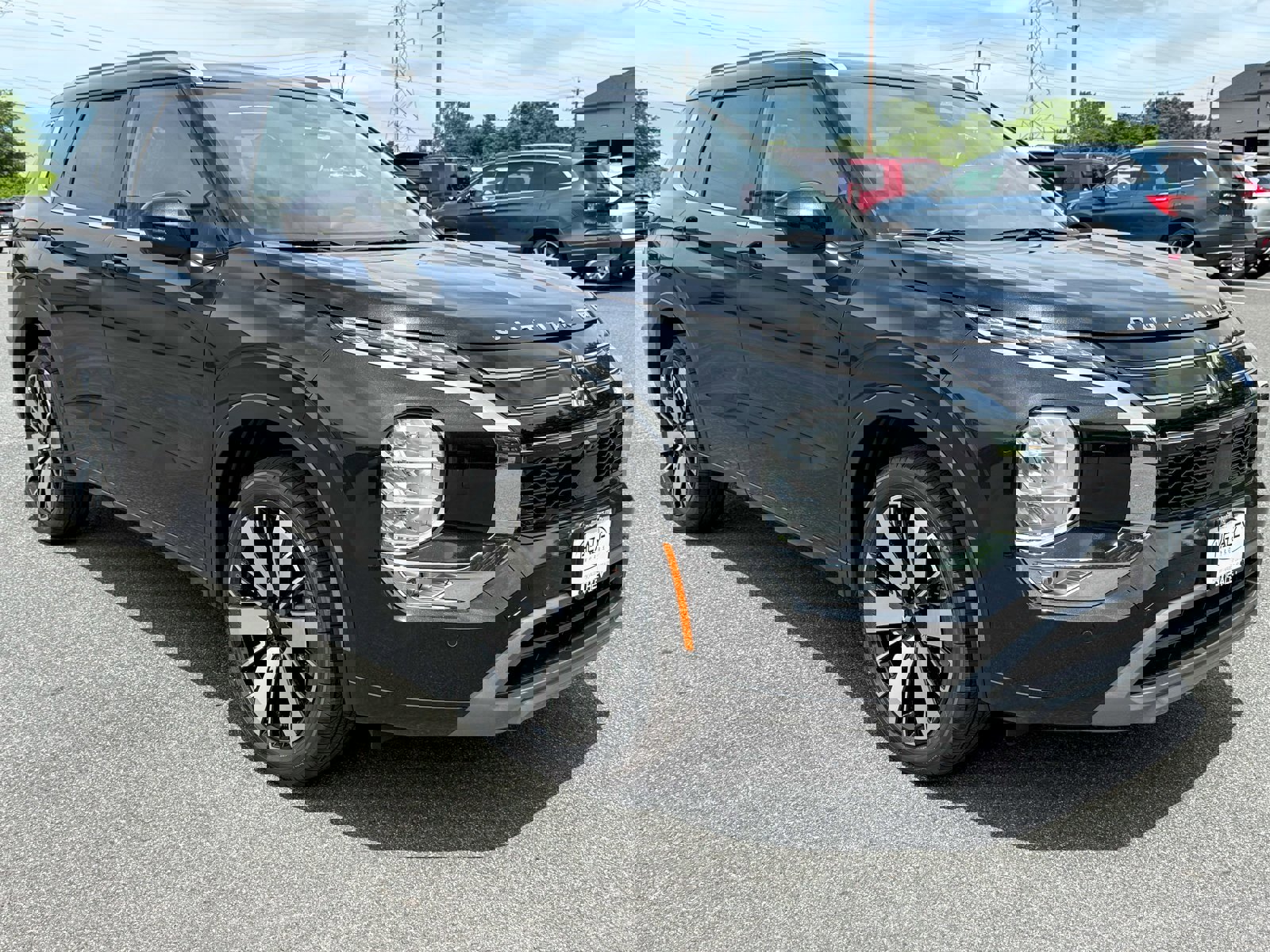 New 2025 Mitsubishi Outlander AWD image 1