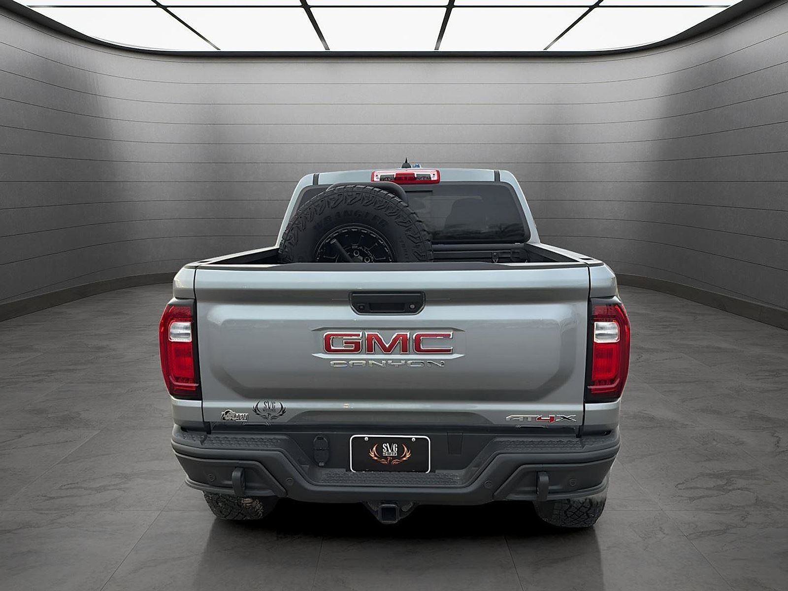New 2025 GMC Canyon AT4 w/ AT4X AEV Edition image 4