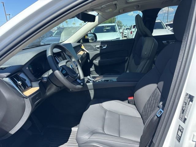 New 2026 Volvo XC60 B5 Plus w/ Climate Package image 9