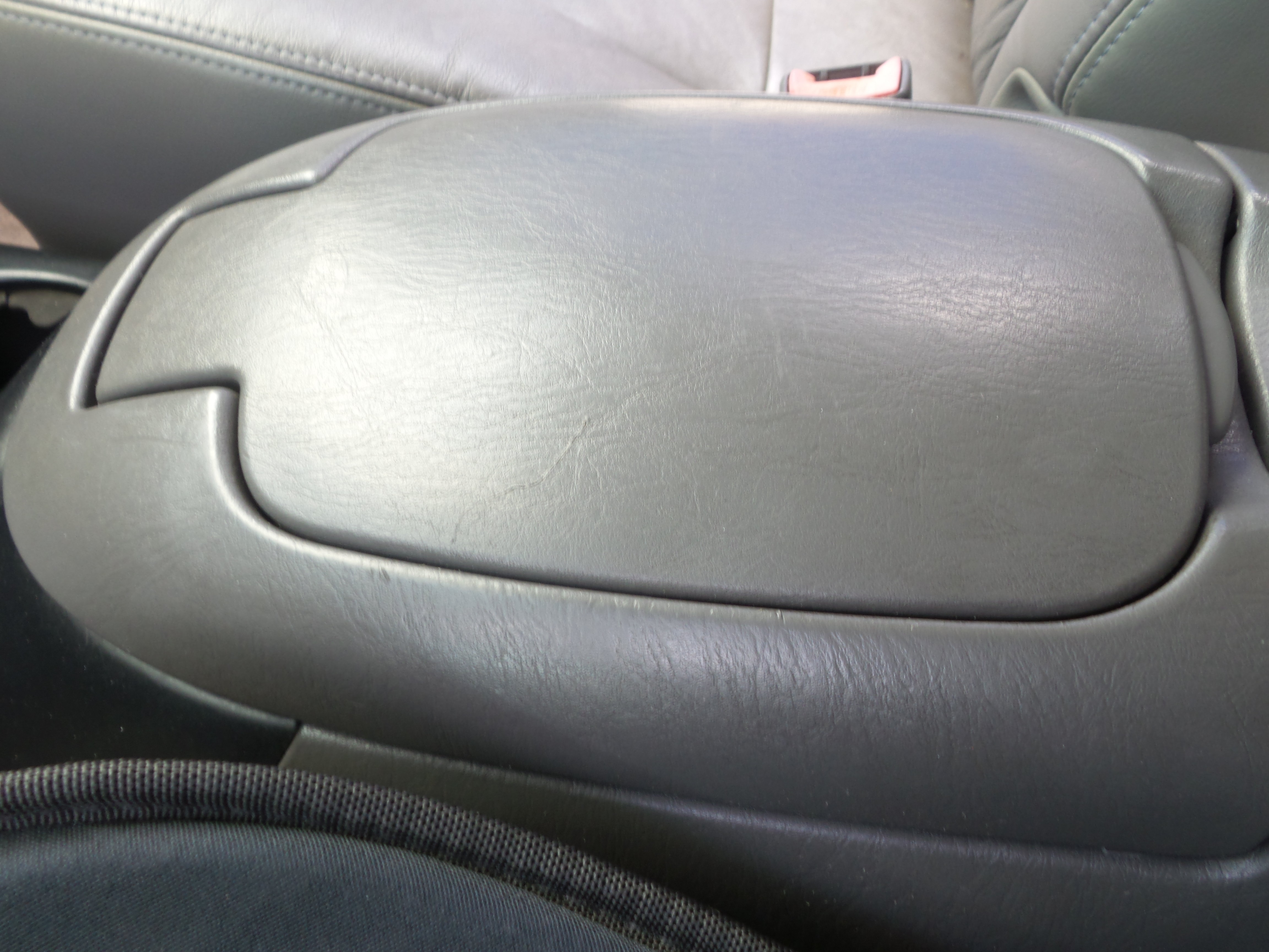 Used 2001 Toyota Sequoia SR5 AWD/4WD image 48