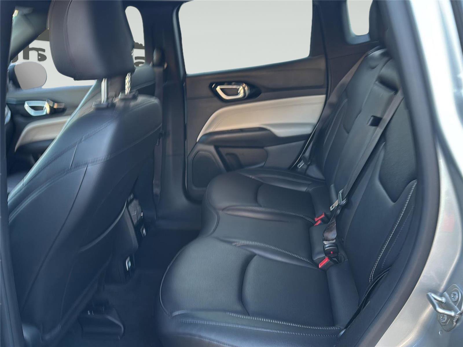 Used 2025 Jeep Compass Limited AWD/4WD image 22