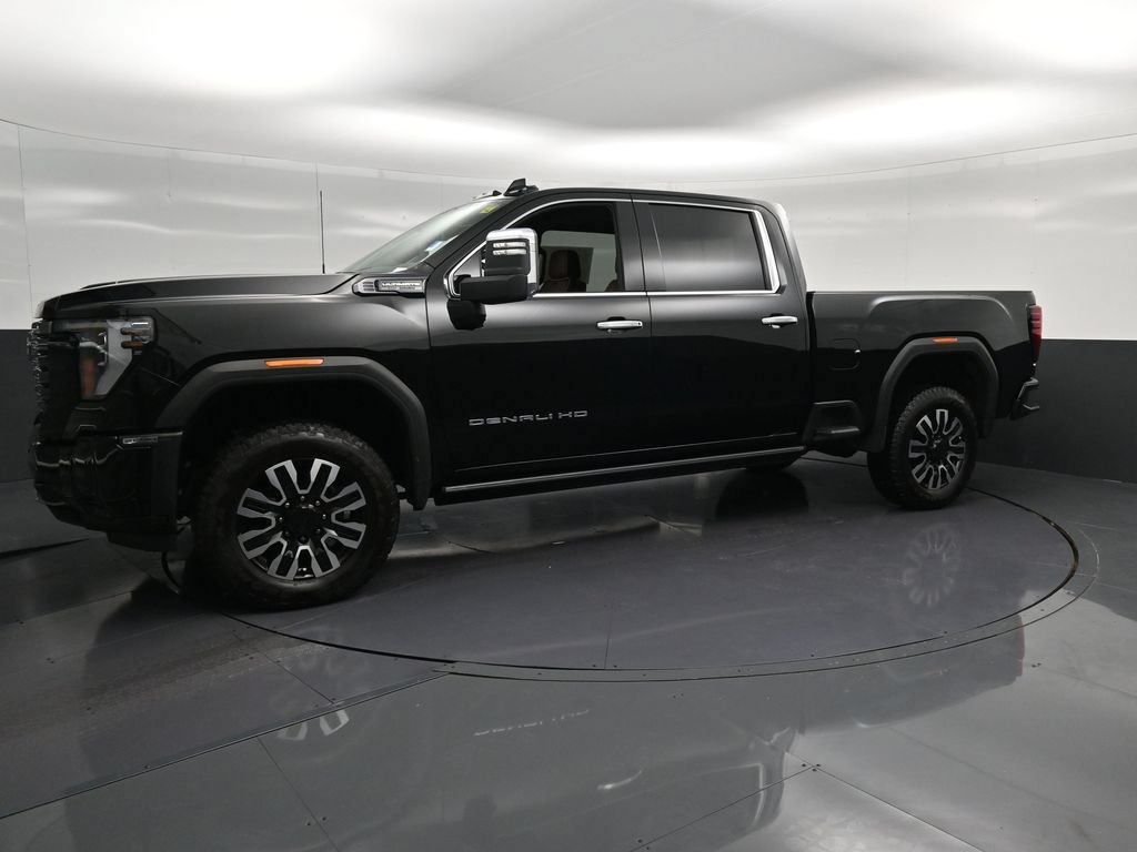 Used 2025 GMC Sierra 2500 Denali Ultimate AWD/4WD image 7