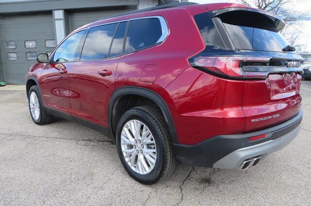 Used 2024 GMC Acadia Elevation image 29