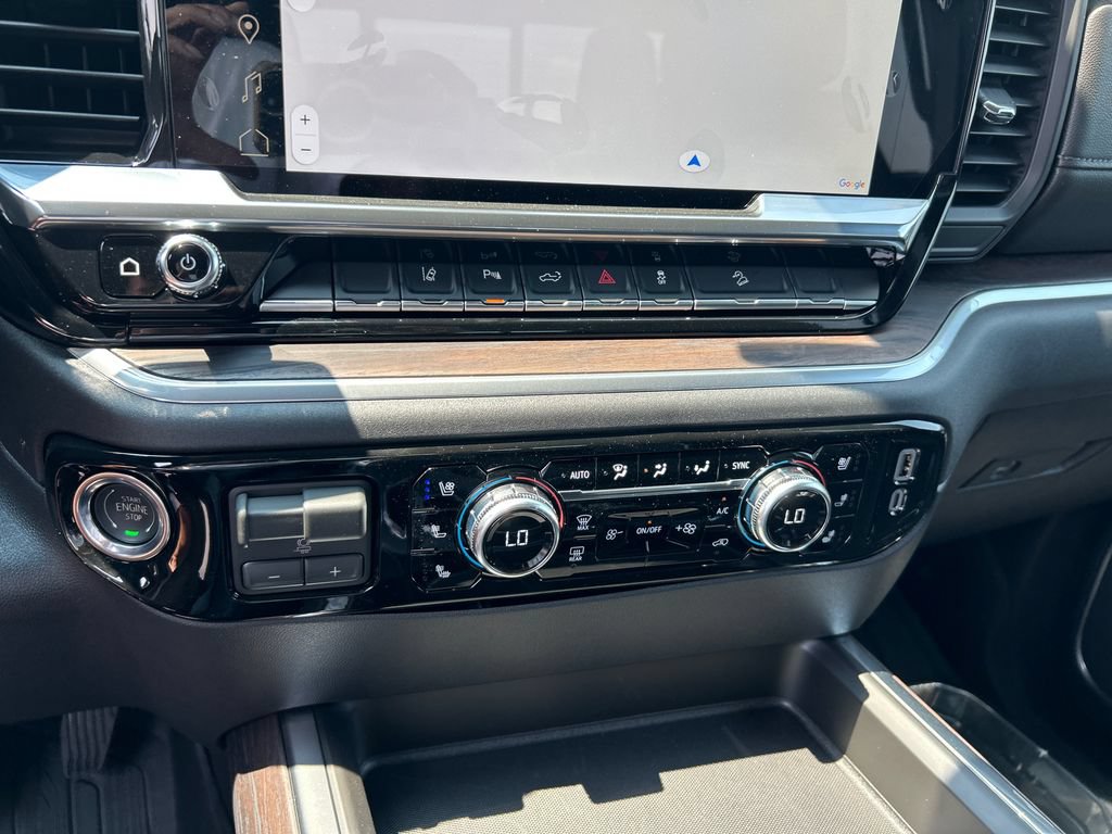 New 2026 GMC Sierra 2500 SLT w/ SLT Premium Package AWD/4WD image 28