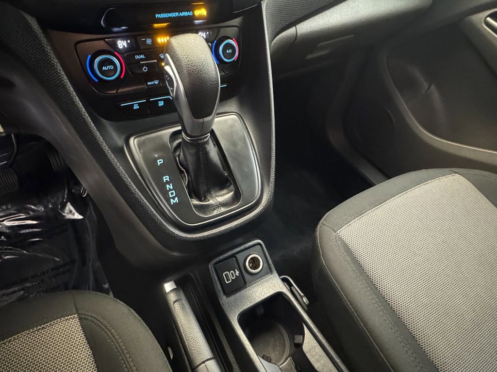 Used 2023 Ford Transit Connect XL image 16