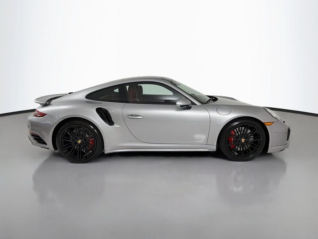 Certified 2017 Porsche 911 4 Coupe AWD/4WD image 8