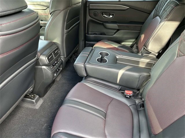 New 2026 Honda Pilot Black Edition image 14