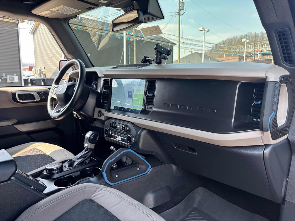 Used 2022 Ford Bronco Wildtrak AWD/4WD image 35