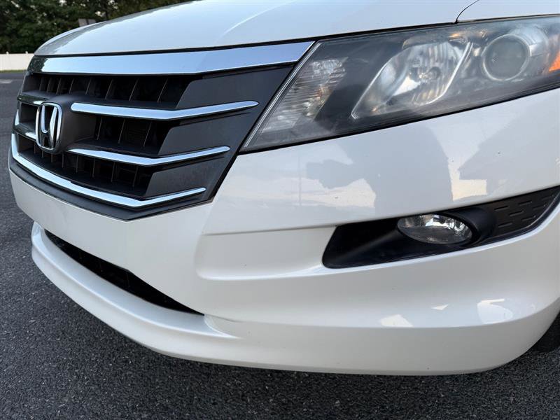 Used 2011 Honda Crosstour EX image 10