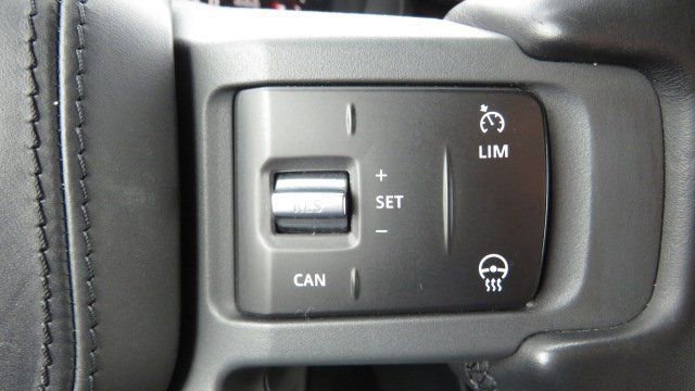 Used 2020 Land Rover Defender 110 X image 24