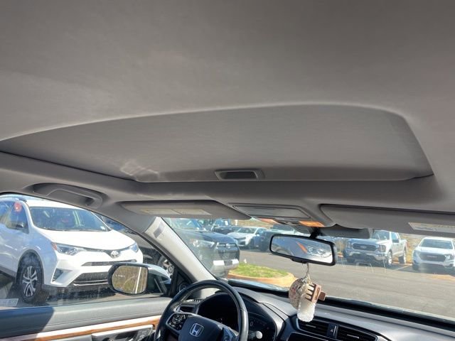 Used 2021 Honda CR-V Touring image 17