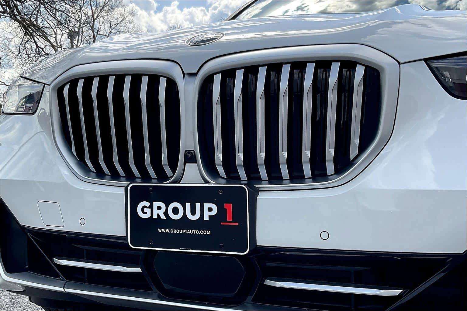 Used 2025 BMW X5 xDrive40i w/ Premium Package AWD/4WD image 31